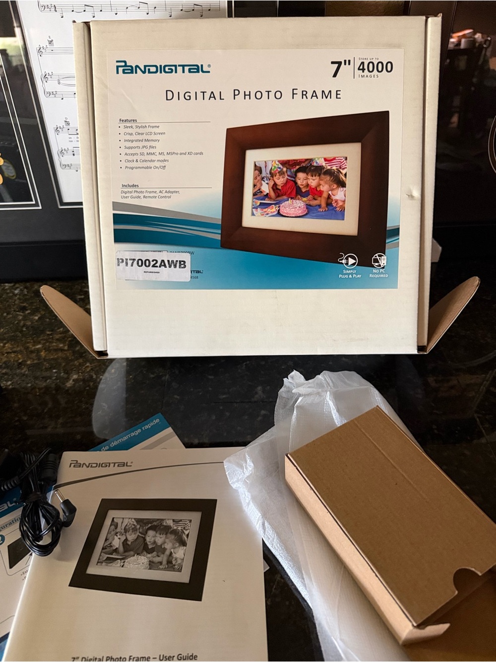 Pandigital 7" Digital Photo Frame - Brown